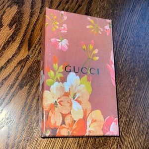 Small Gucci floral box